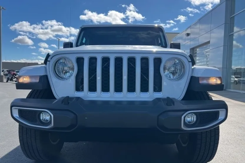 2020 Jeep Gladiator Overland photo 1