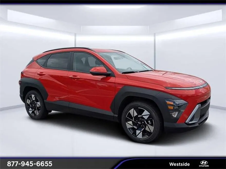 2025 Hyundai Kona SEL photo 1