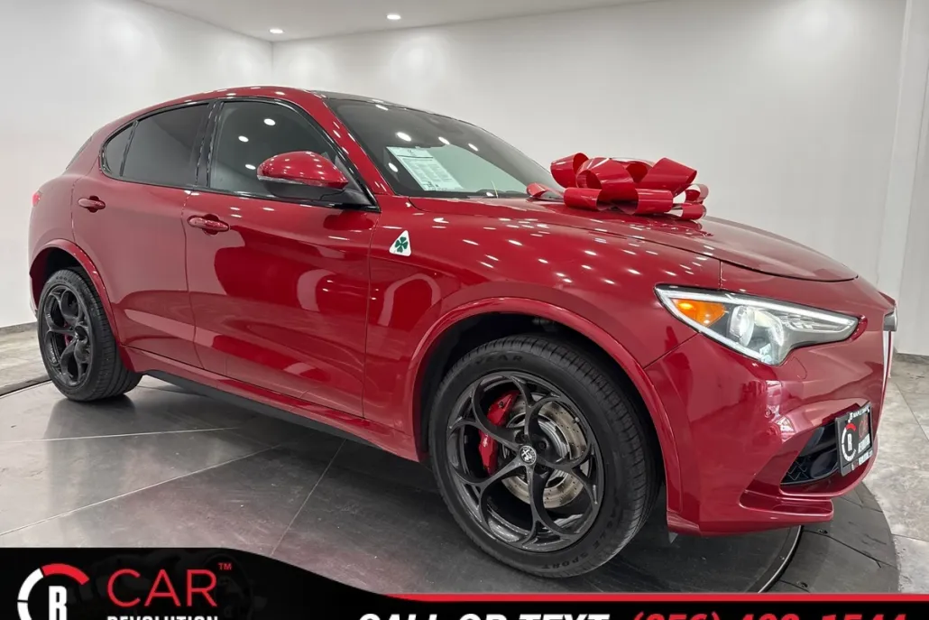 2018 Alfa Romeo Stelvio Quadrifoglio photo 1