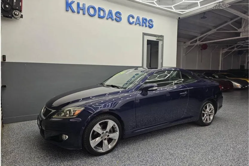 2011 Lexus IS 250C photo 1