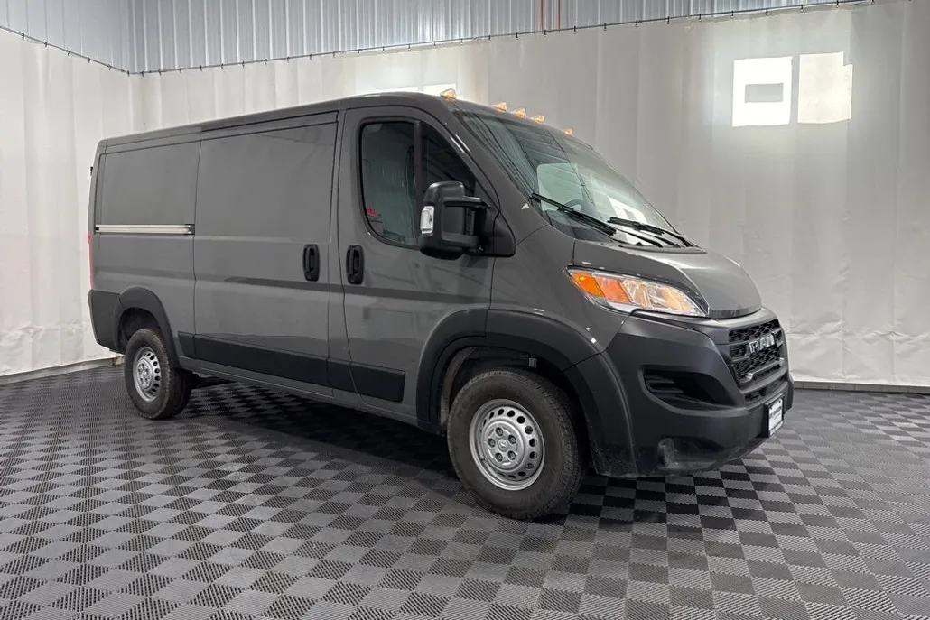 2025 Ram ProMaster 1500 Tradesman photo 1