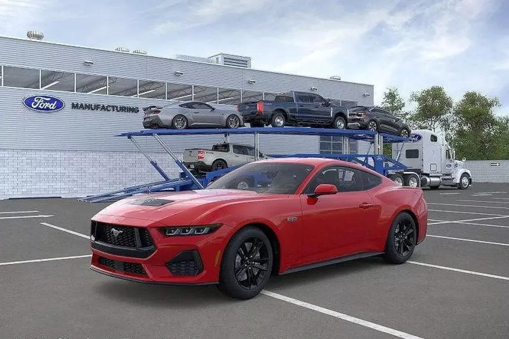 2025 Ford Mustang GT photo 1