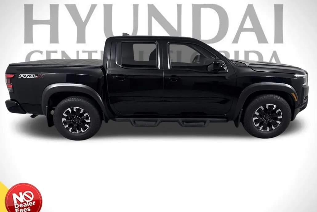 2023 Nissan Frontier PRO-X photo 1