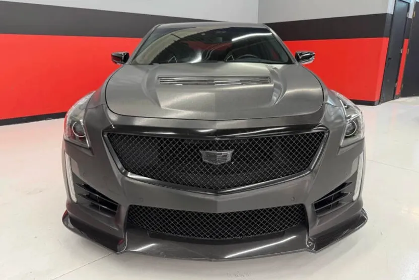 2017 Cadillac CTS V photo 1