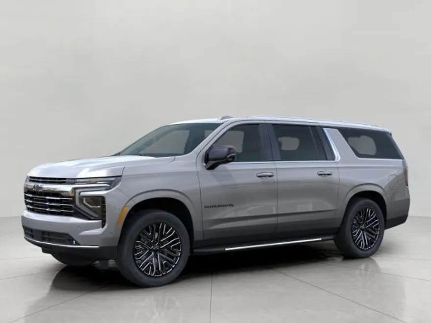 2025 Chevrolet Suburban LT photo 1