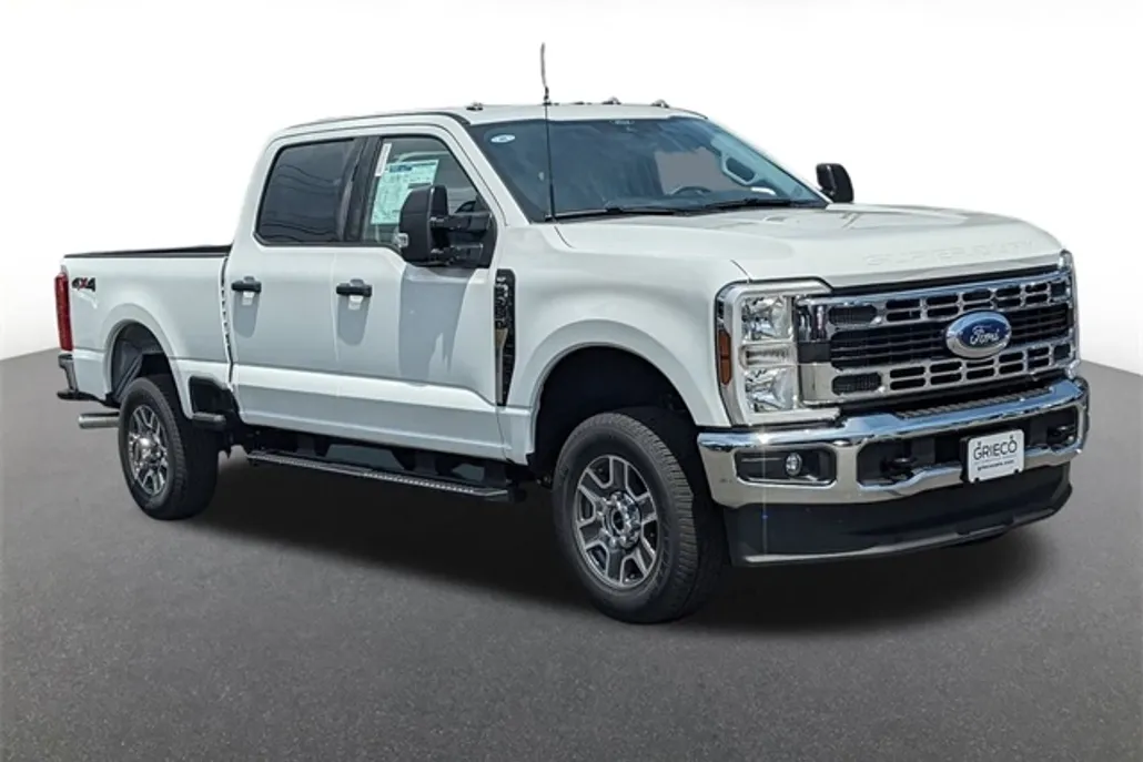 2025 Ford F-350 XLT photo 1