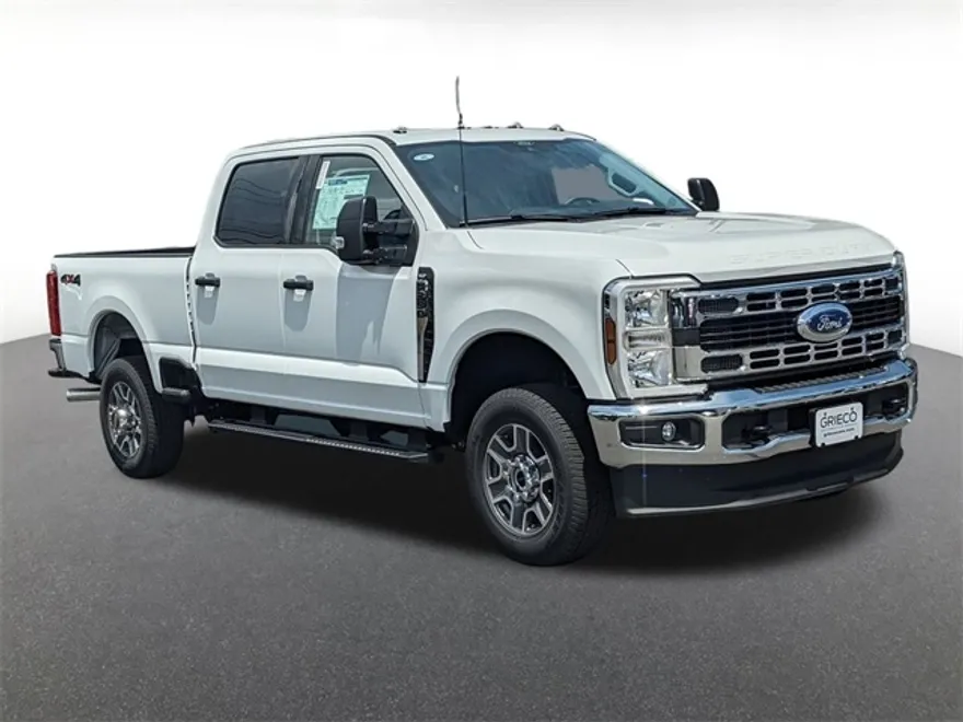 2025 Ford F-350 XLT photo 1