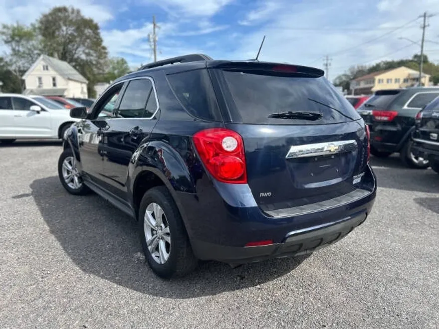 2015 Chevrolet Equinox LT photo 1