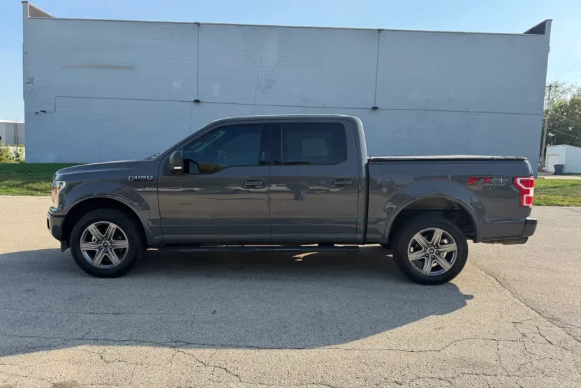 2018 Ford F-150 XLT photo 1