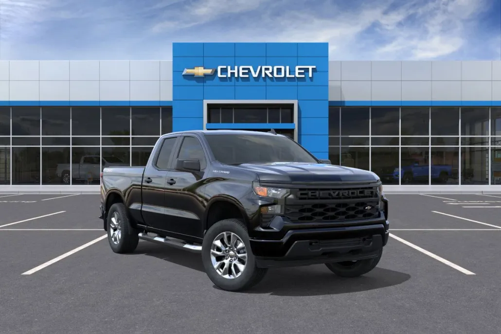 2026 Chevrolet Silverado 1500 Custom photo 1