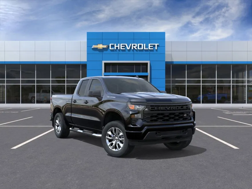 2026 Chevrolet Silverado 1500 Custom photo 1