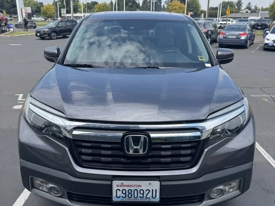 2020 Honda Ridgeline RTL-E photo 1