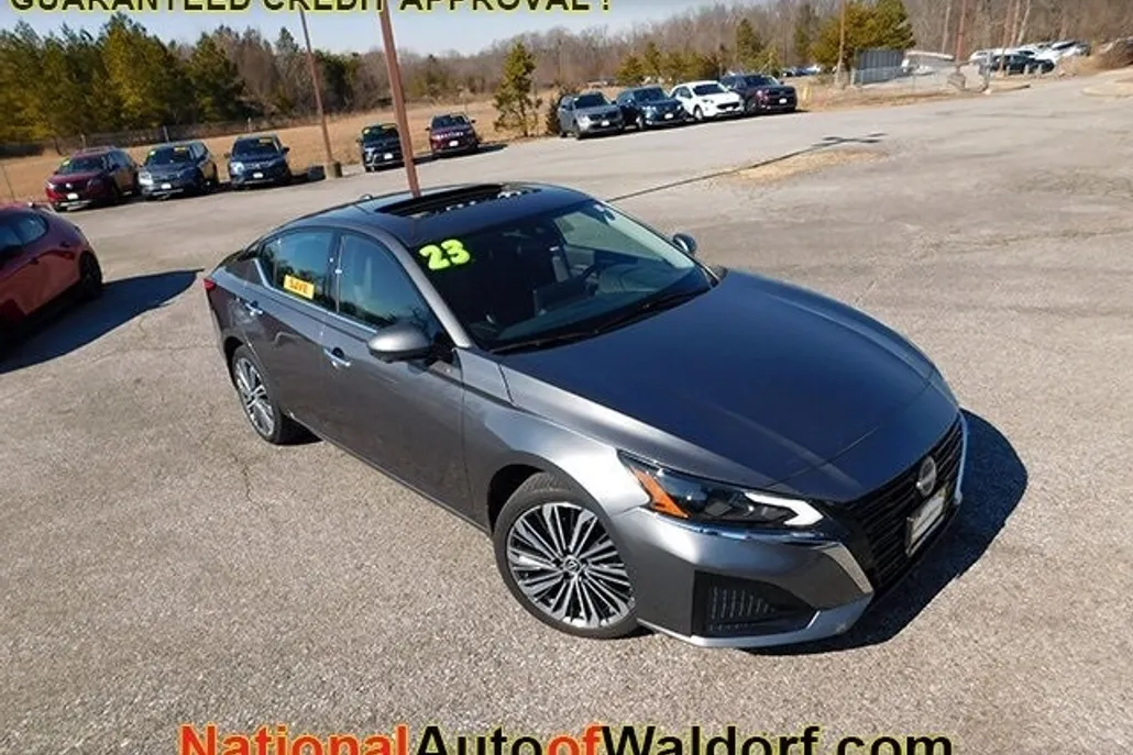 2023 Nissan Altima 2.5 SL photo 1
