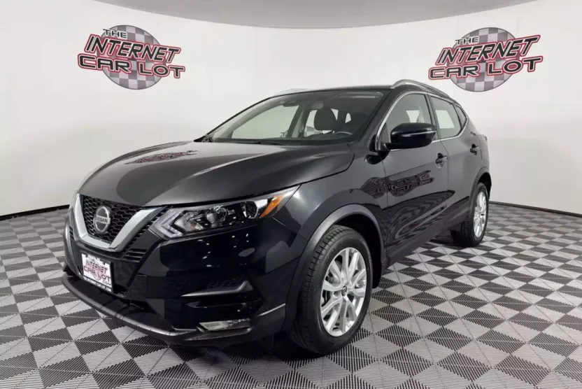 2021 Nissan Rogue Sport SV photo 1