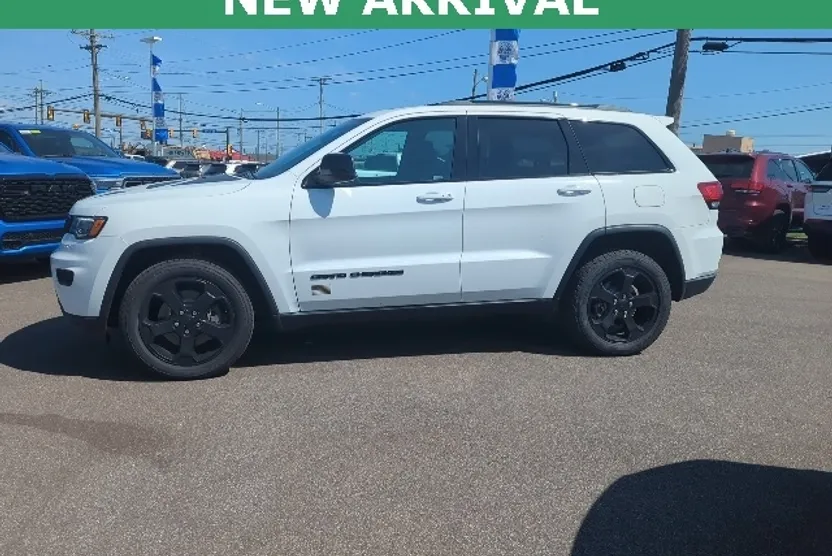2021 Jeep Grand Cherokee Freedom photo 1