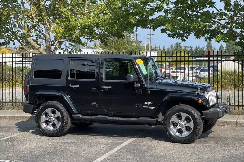 2017 Jeep Wrangler Unlimited Sahara Sport photo 1