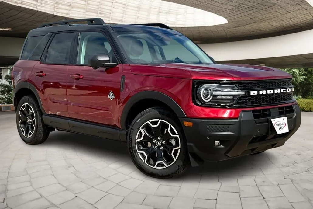 2025 Ford Bronco Sport Outer Banks photo 1
