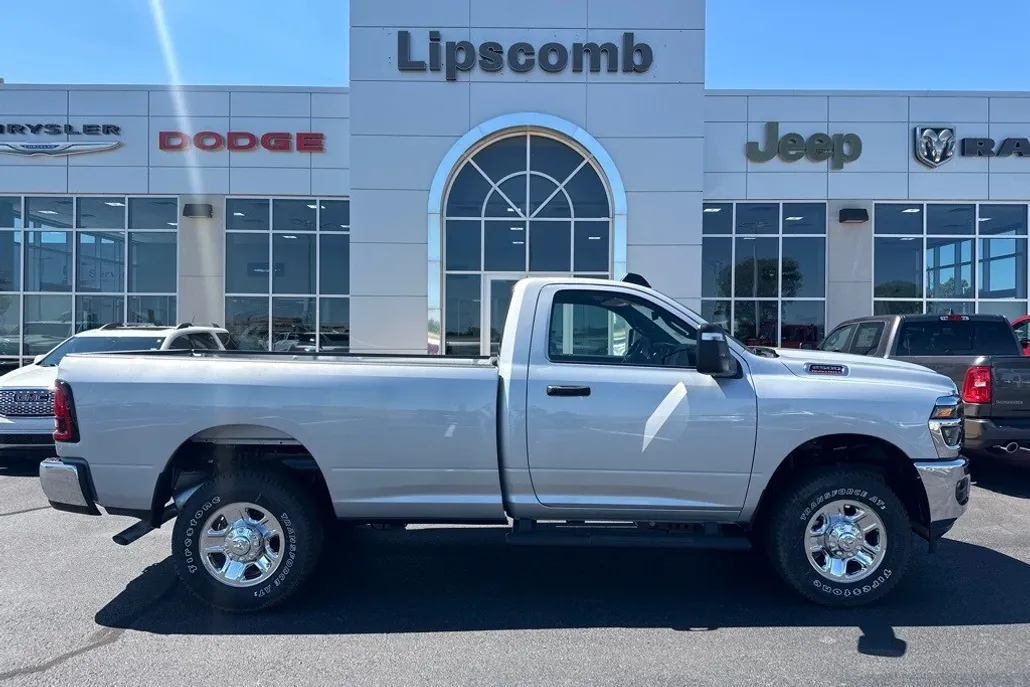 2025 Ram 2500 Tradesman photo 1