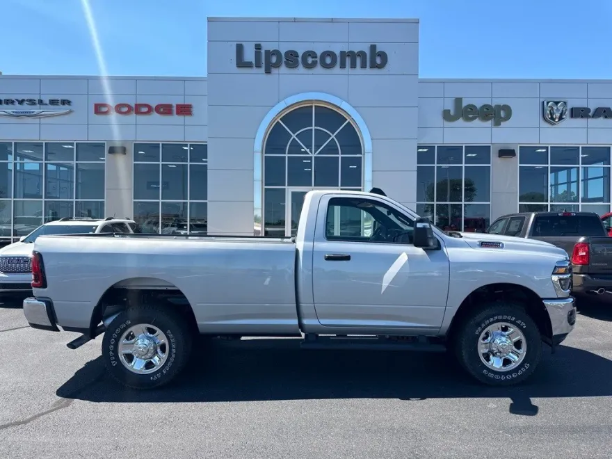 2025 Ram 2500 Tradesman photo 1