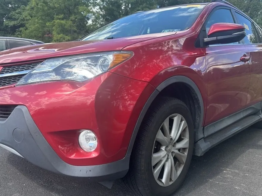 2013 Toyota RAV4 Limited photo 1