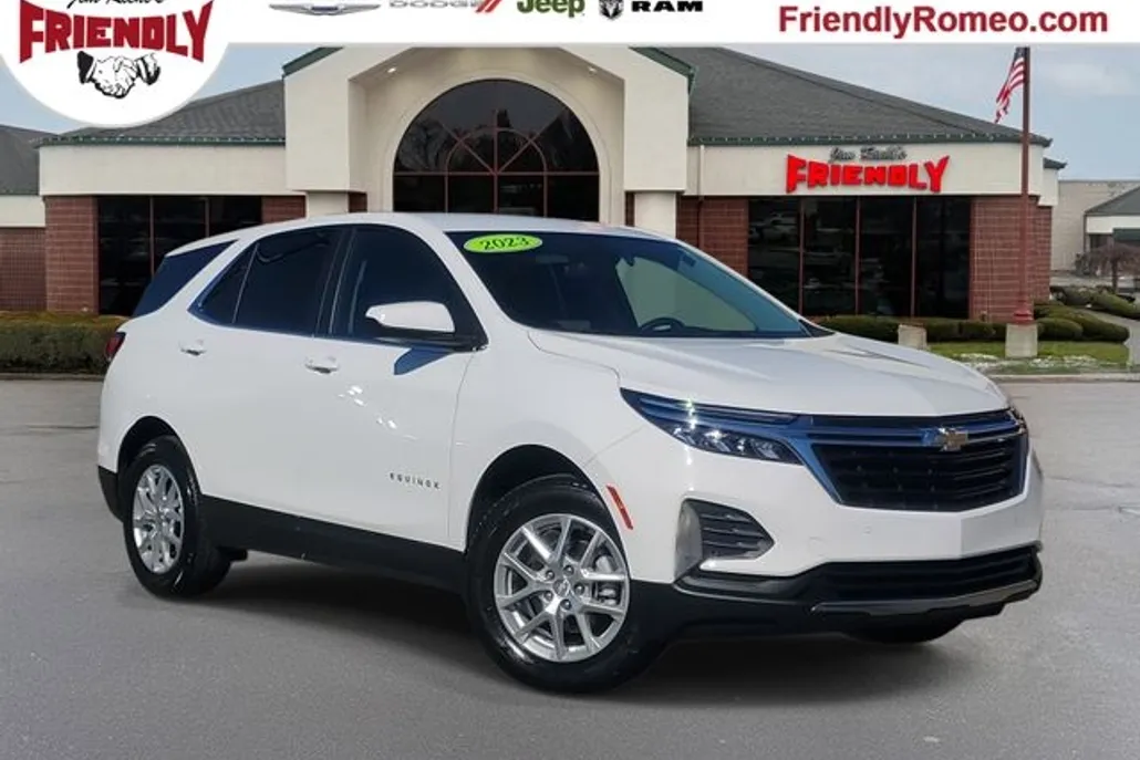 2023 Chevrolet Equinox photo 1