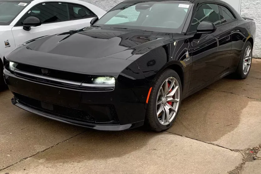 2025 Dodge Charger Daytona Scat Pack AWD photo 1