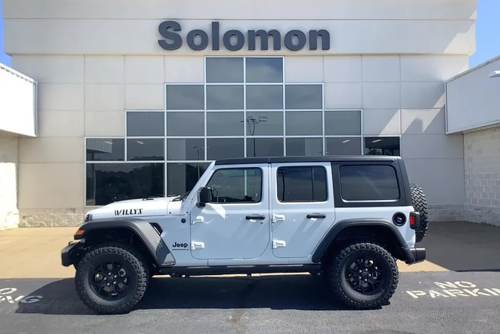 2025 Jeep Wrangler Willys photo 1