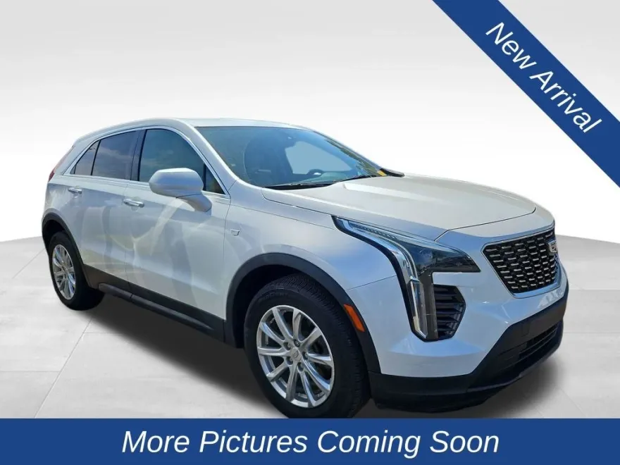 2019 Cadillac XT4 Luxury photo 1