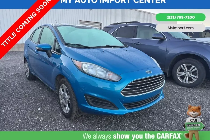 2015 Ford Fiesta SE photo 1