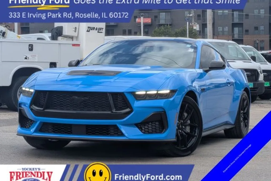 2024 Ford Mustang GT photo 1