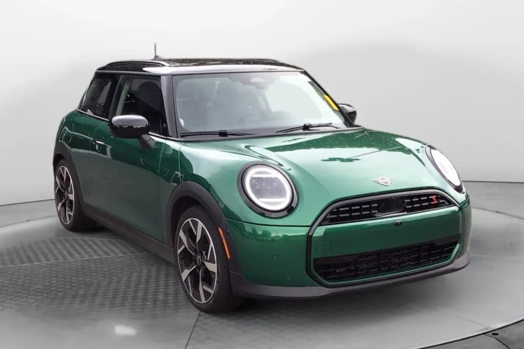 2025 Mini Cooper 2 Door Hardtop S photo 1