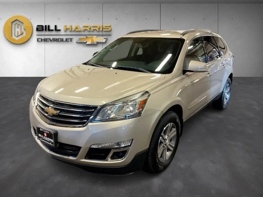 2015 Chevrolet Traverse 1LT photo 1