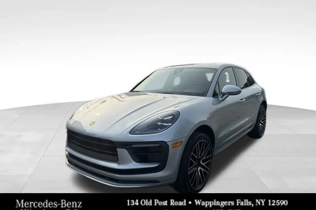 2022 Porsche Macan S photo 1