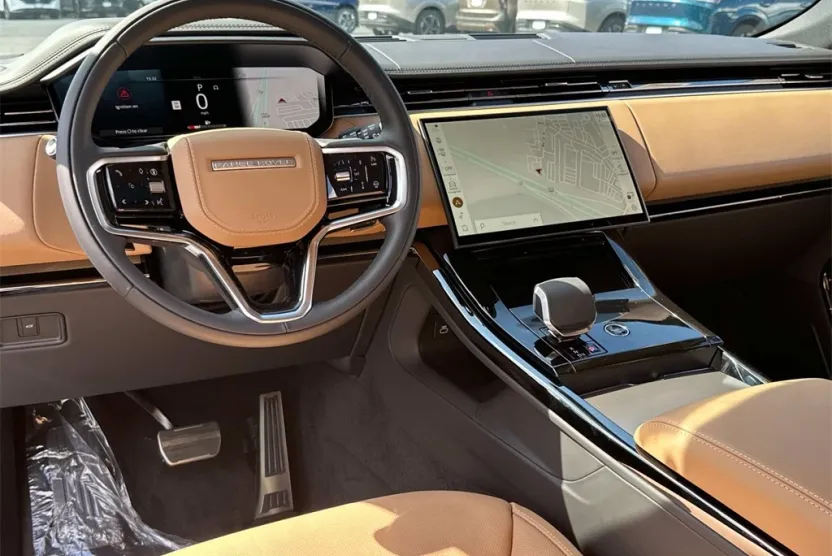 2025 Land Rover Range Rover Sport SE photo 1