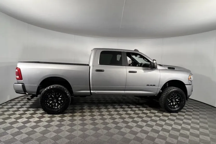 2024 Ram 2500 Big Horn photo 1