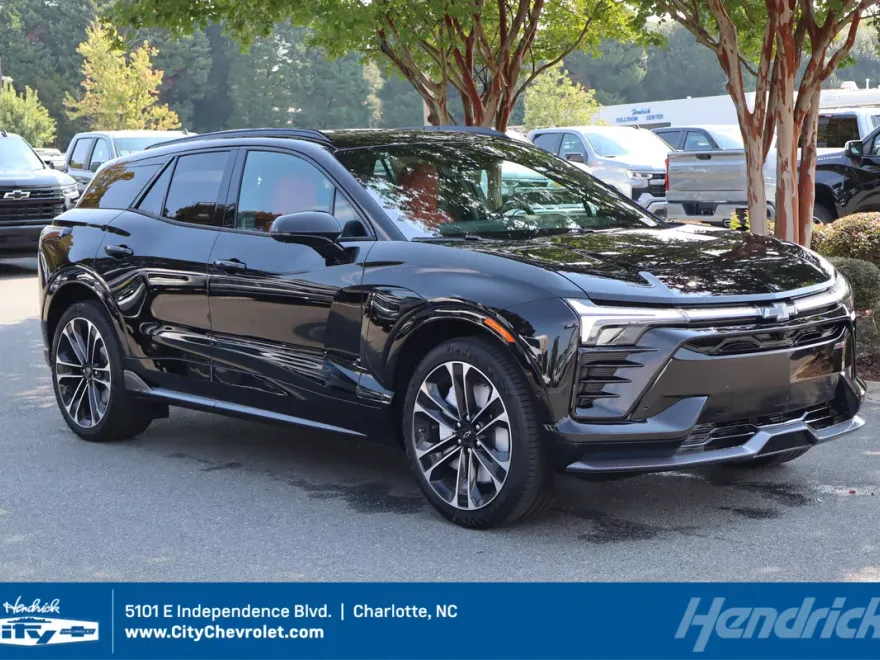 2025 Chevrolet Blazer EV photo 1