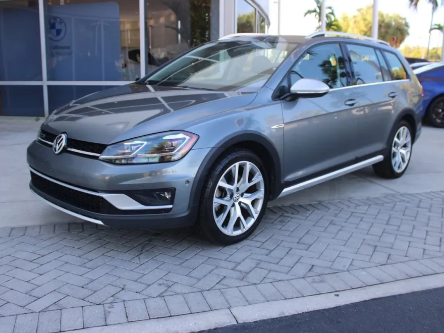 2019 Volkswagen Golf Alltrack TSI SEL 4Motion photo 1