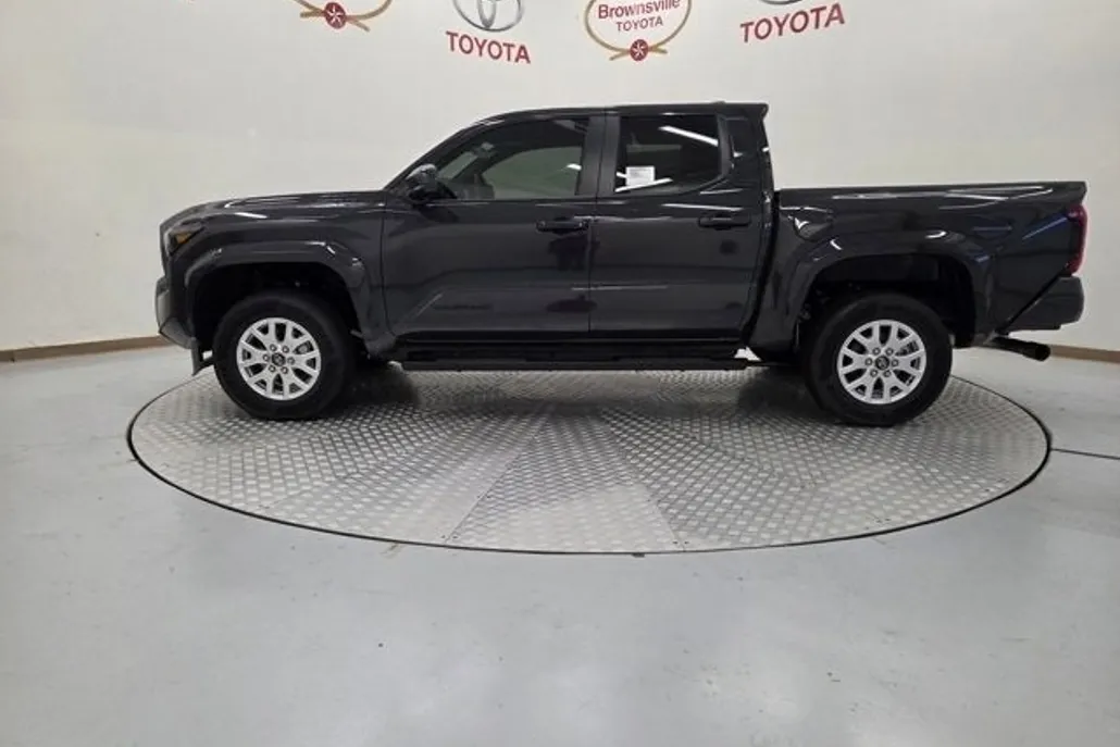 2025 Toyota Tacoma SR5 photo 1