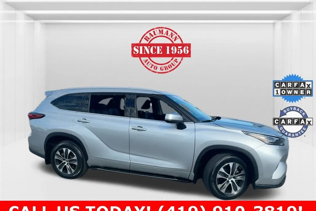 2022 Toyota Highlander XLE photo 1