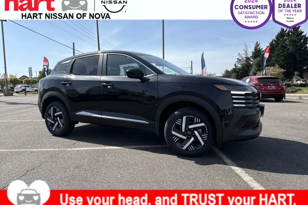 2025 Nissan Kicks SV photo 1
