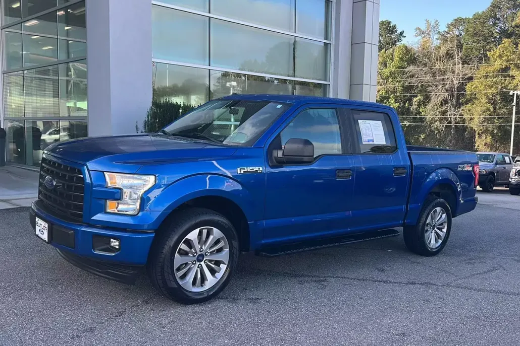 2017 Ford F-150 XLT photo 1