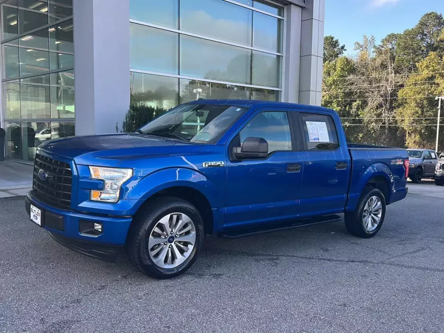 2017 Ford F-150 XLT photo 1