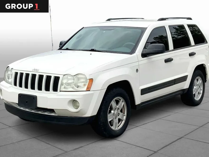 2006 Jeep Grand Cherokee Laredo photo 1