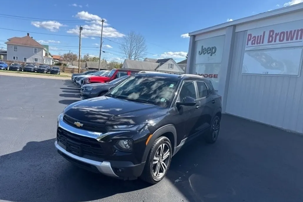 2023 Chevrolet Trailblazer LT photo 1