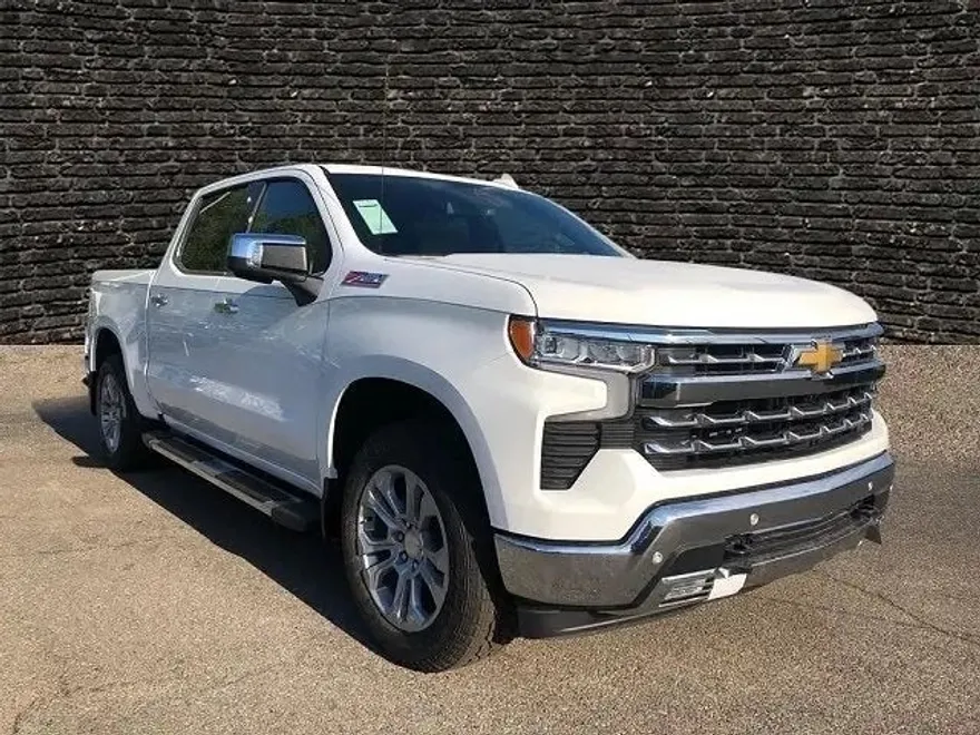 2025 Chevrolet Silverado 1500 LTZ photo 1