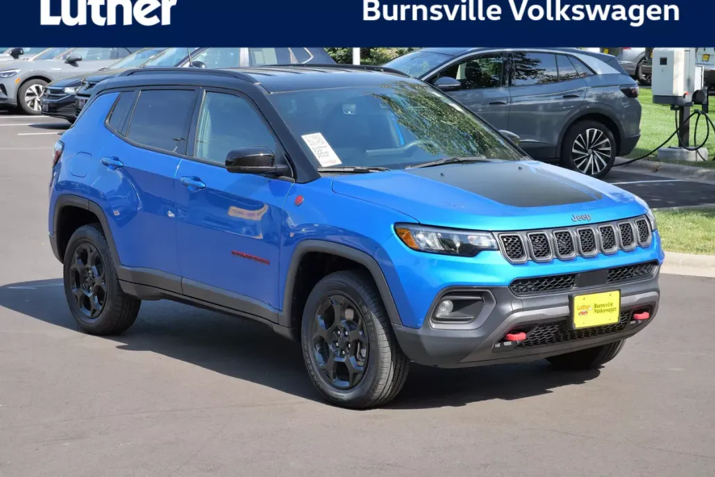 2023 Jeep Compass Trailhawk photo 1