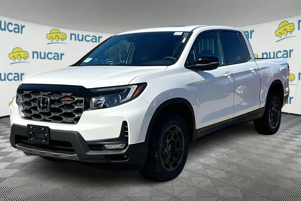 2025 Honda Ridgeline TrailSport photo 1