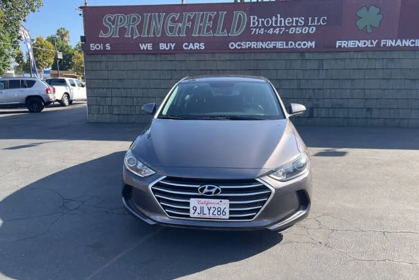 2018 Hyundai Elantra SEL photo 1