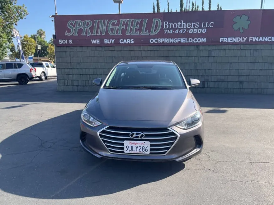 2018 Hyundai Elantra SEL photo 1