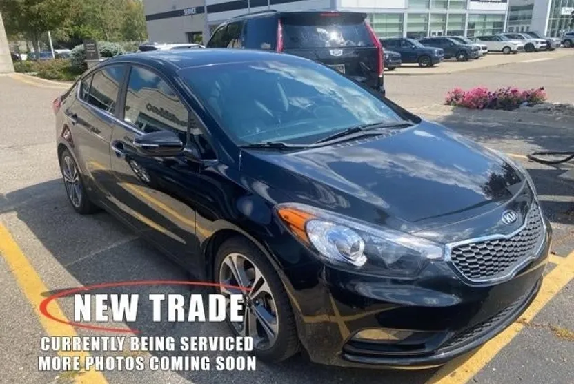 2016 Kia Forte EX photo 1